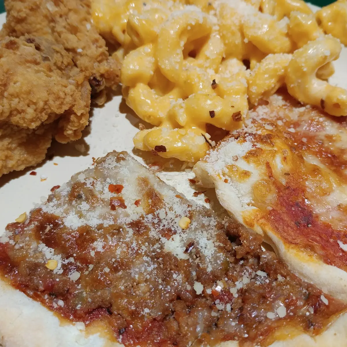 Pizza Mac and Cheese Wings