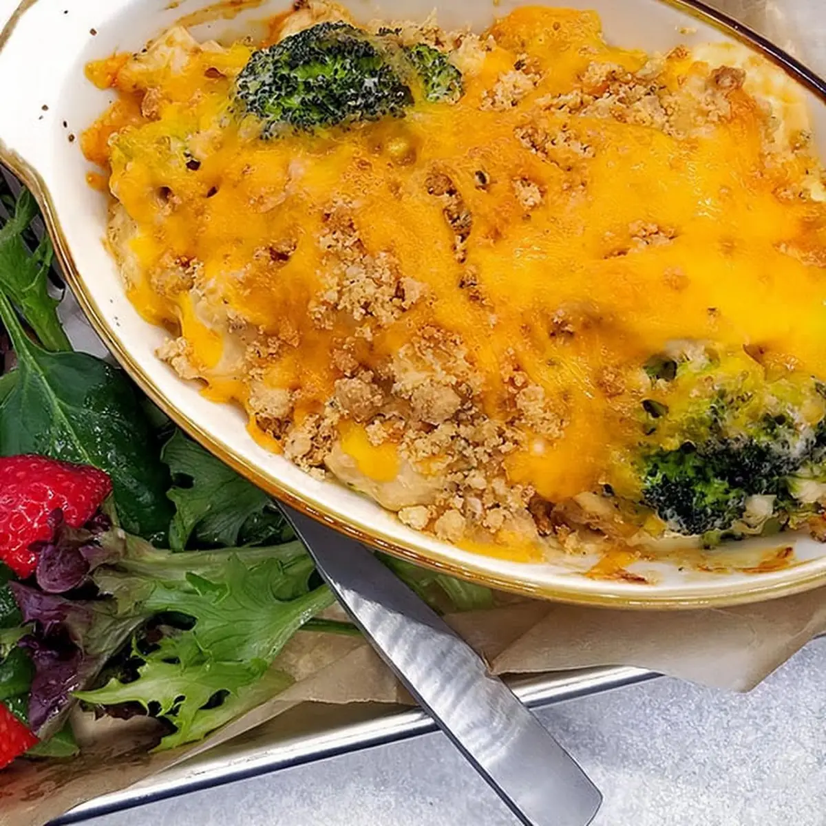 Low-Carb Broccoli Chicken & Cheese Casserole