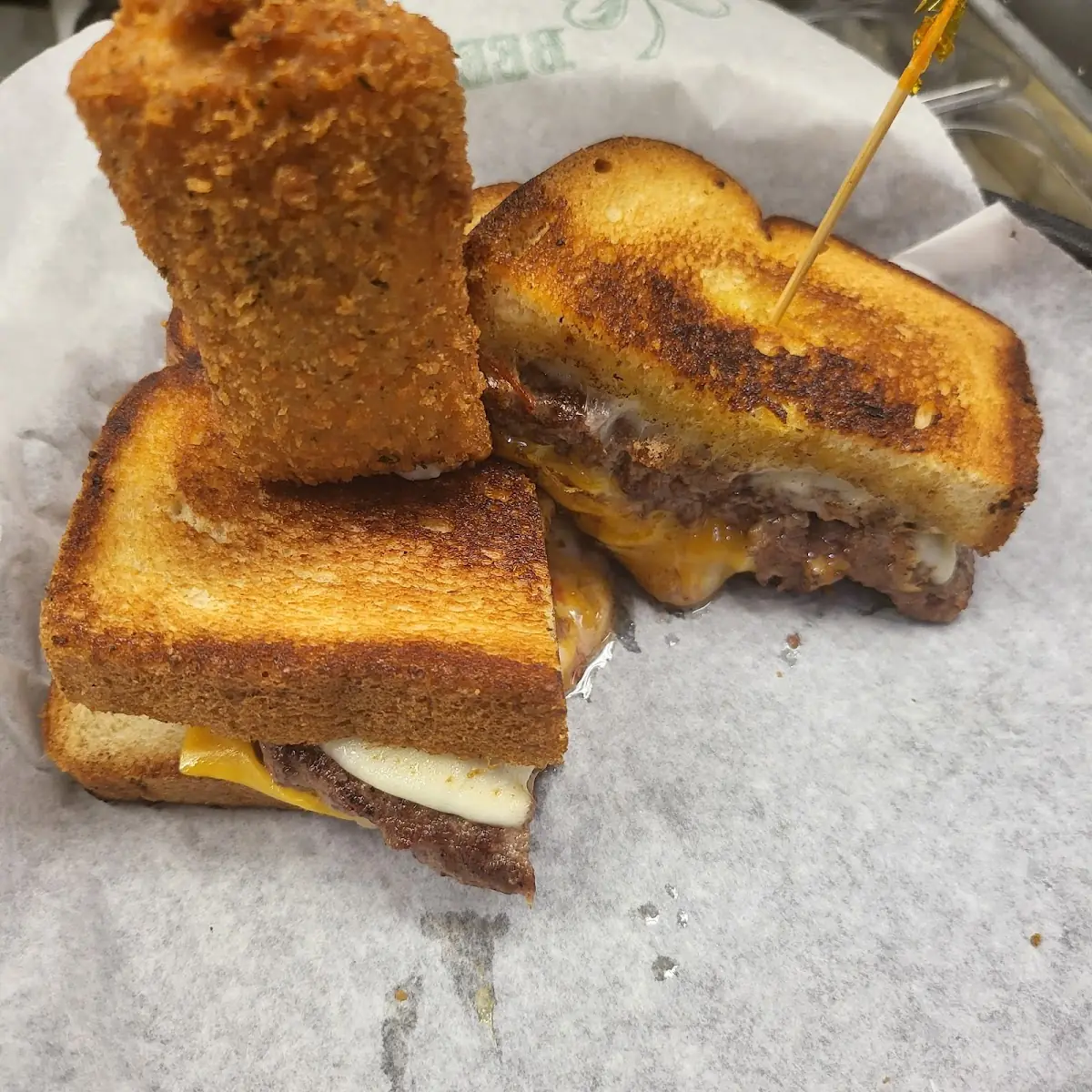 5 Cheese Burger