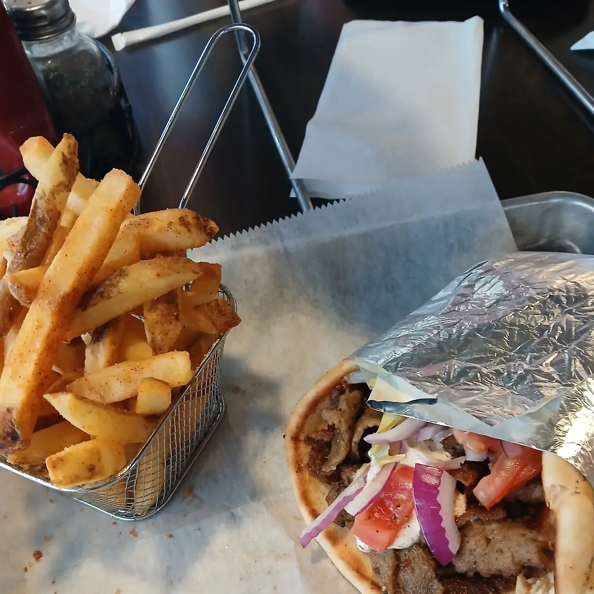 Gyro