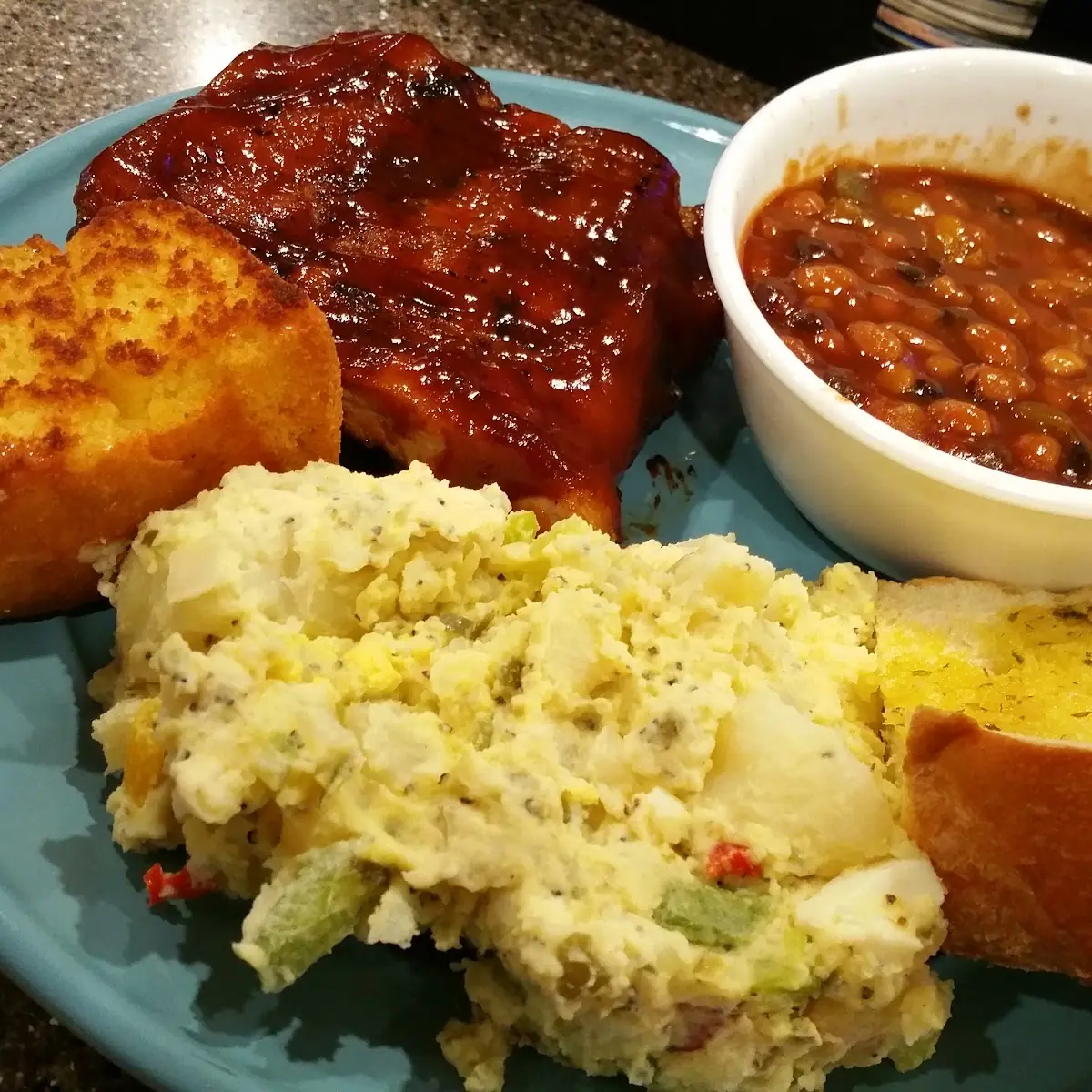 Davis' Home Style Breakfast