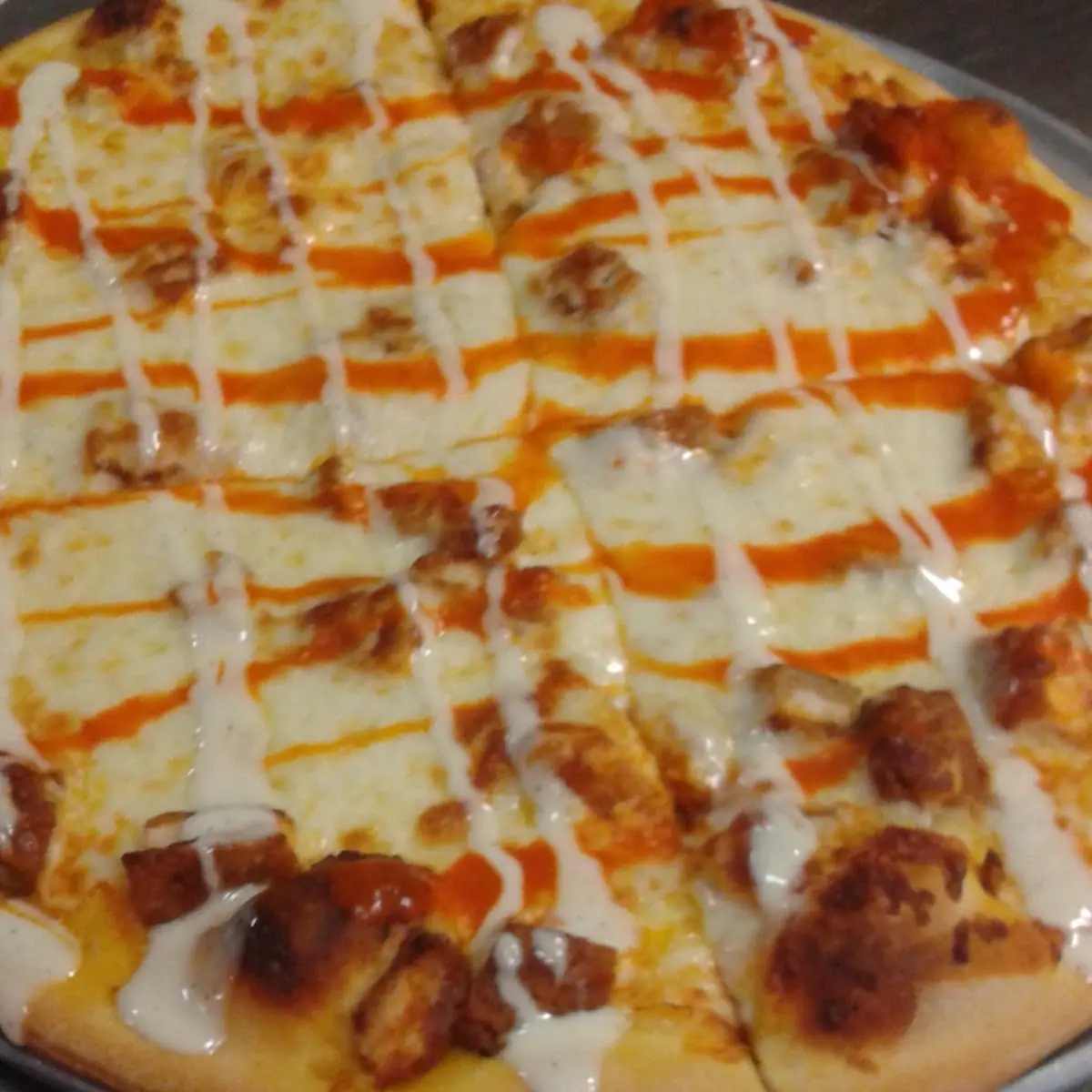 Spicy Buffalo Pizza