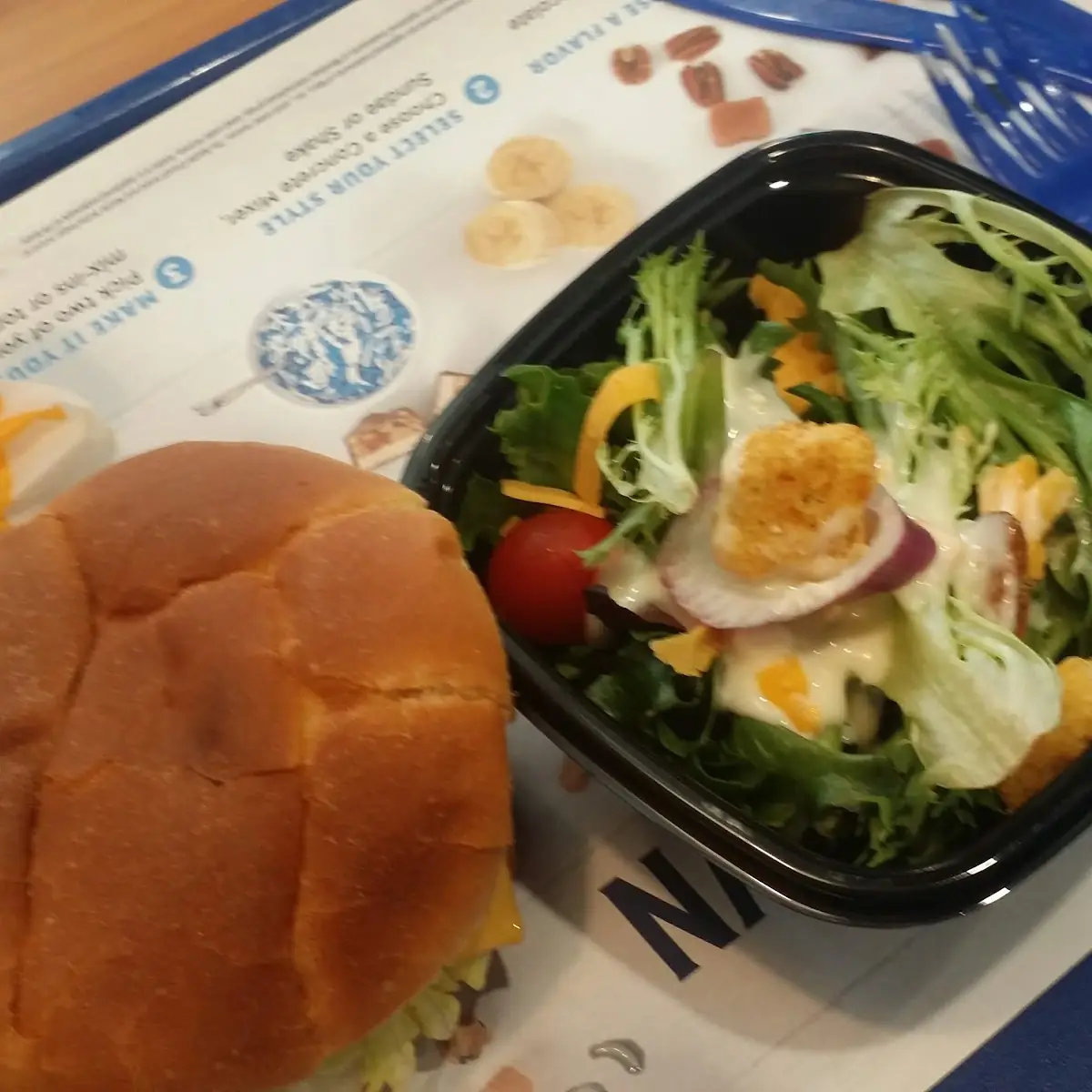 Cheeseburger with Side Salad