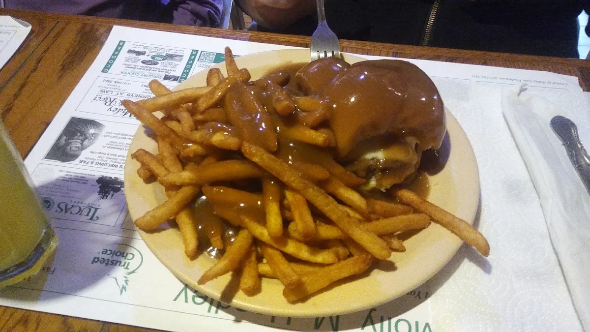 Cheese Burger with Gravy