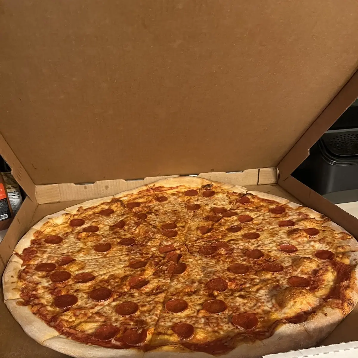 XXL Pepperoni Pizza