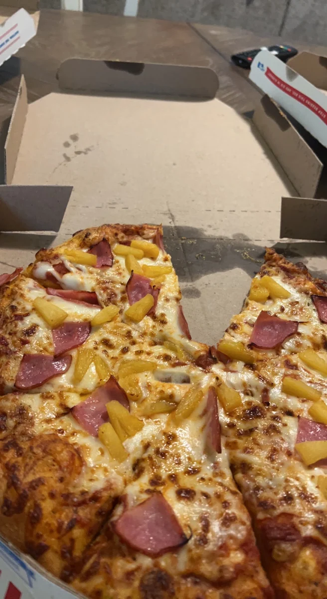 Hawaiian Pizza