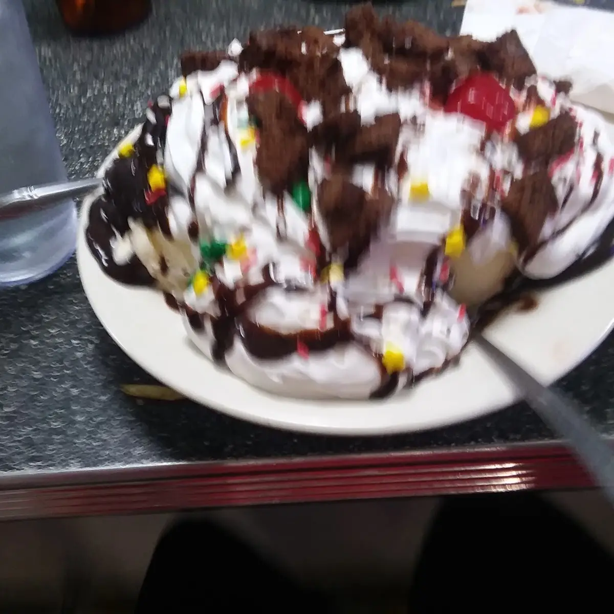 Hot Fudge Brownie Sundae
