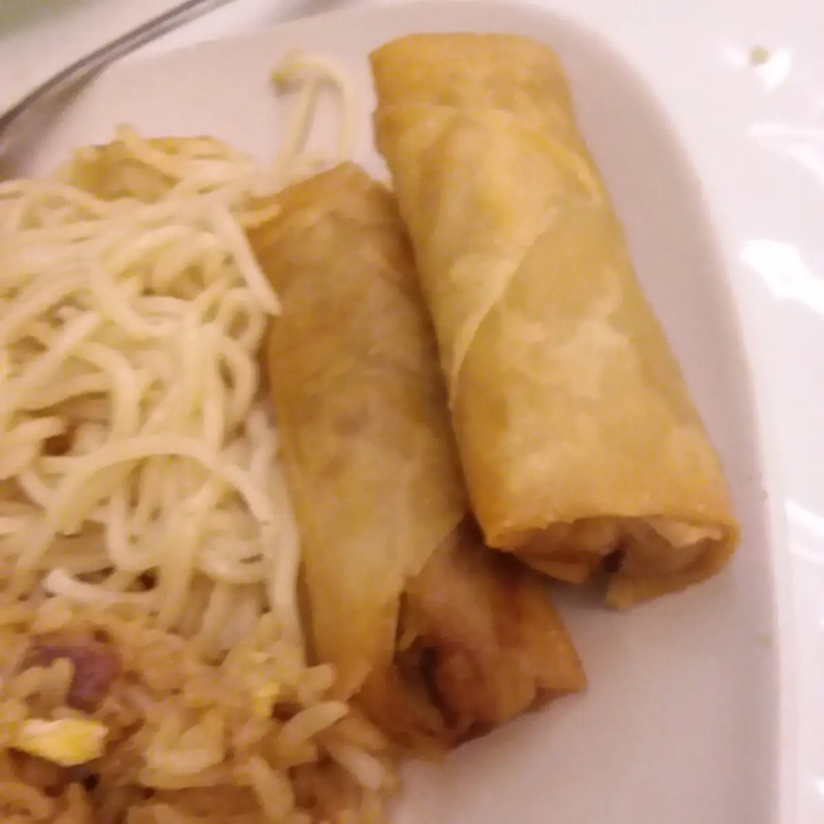 6 Egg Rolls