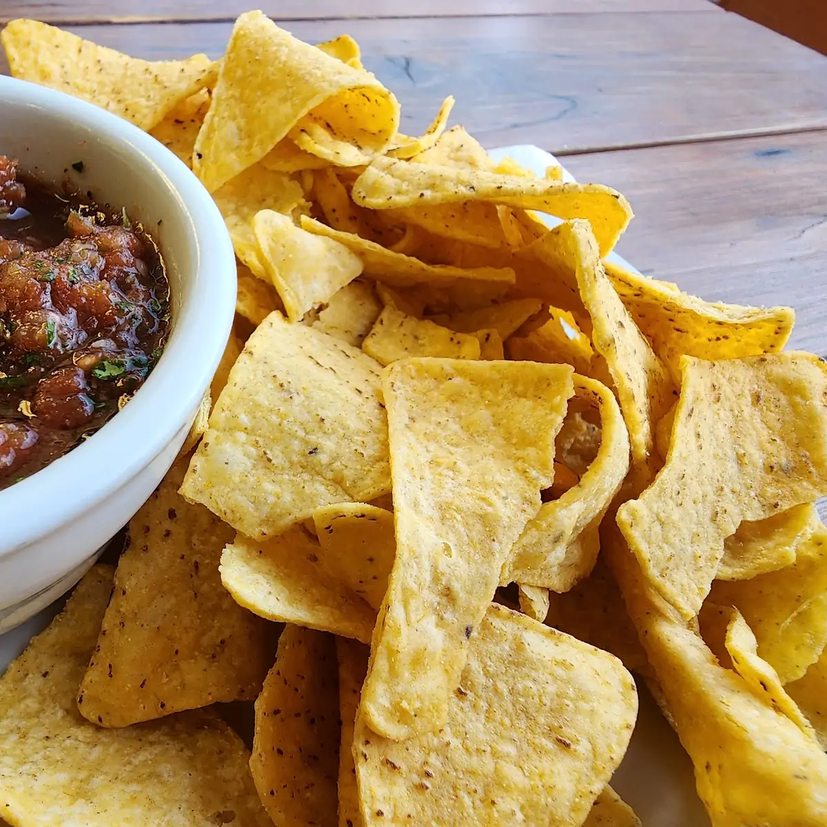 Chips &Salsa