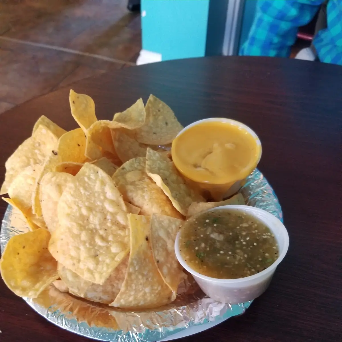 Chips and Salsa Verde with Cheese