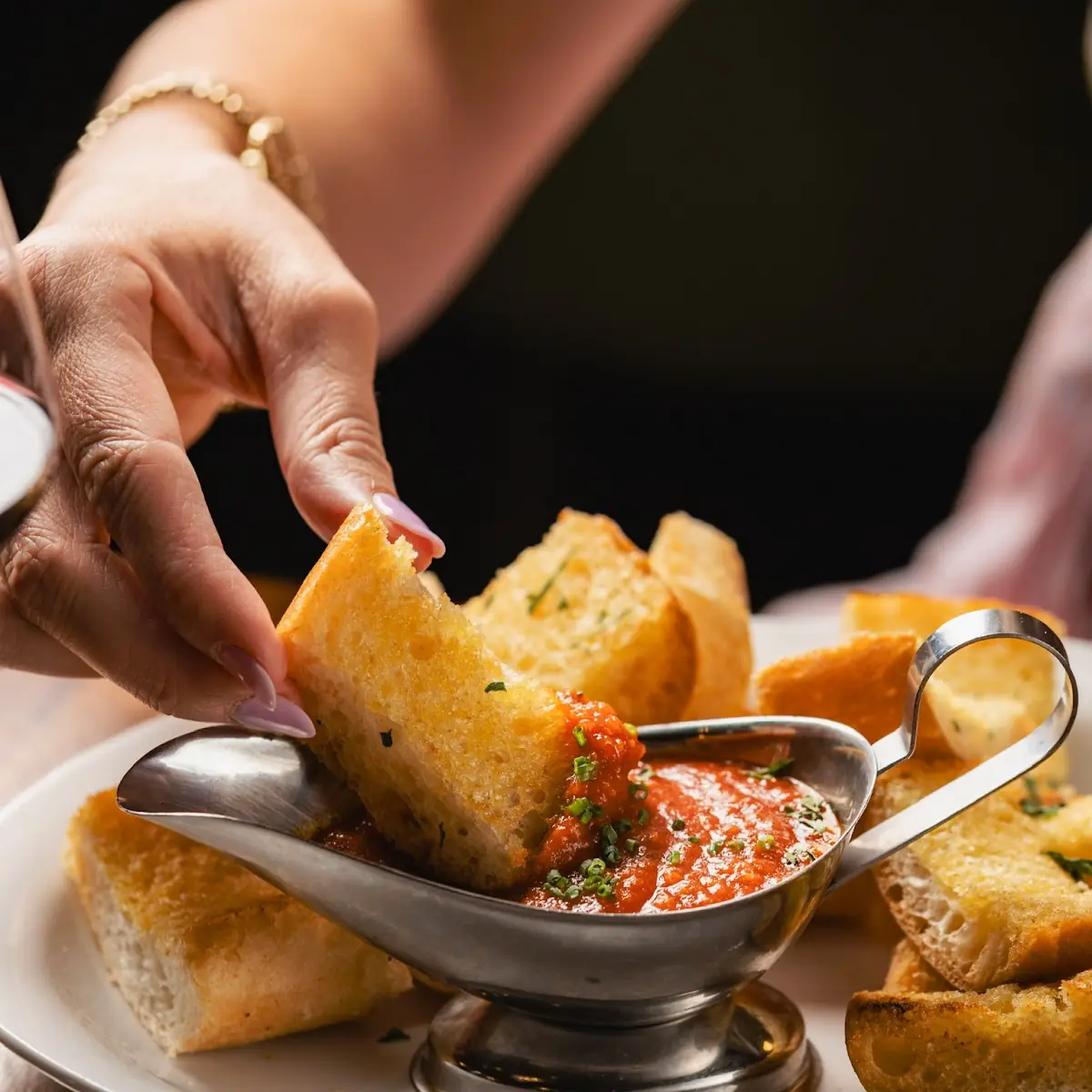 Garlic Bread Service