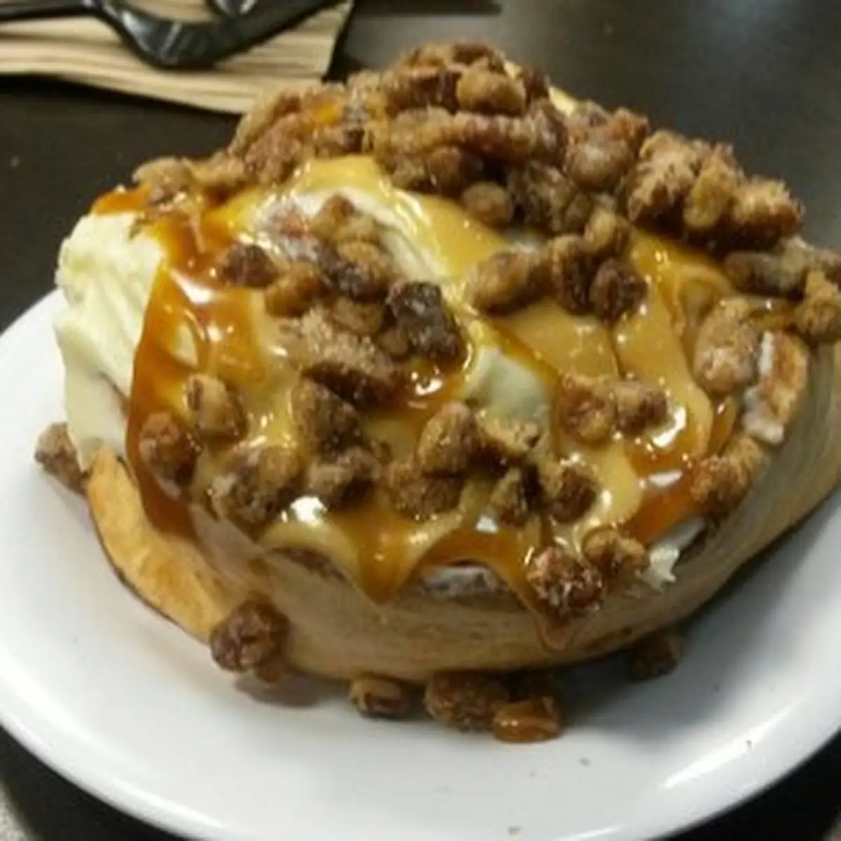 Caramel Pecanbon Contains Nuts