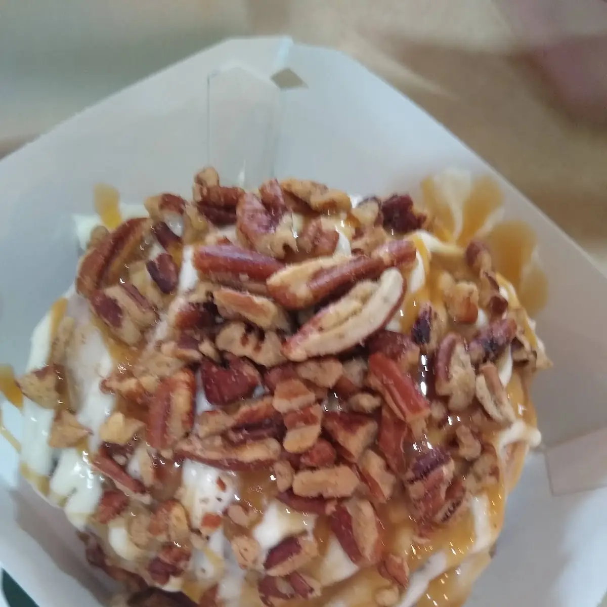 Caramel Pecanbon Contains Nuts