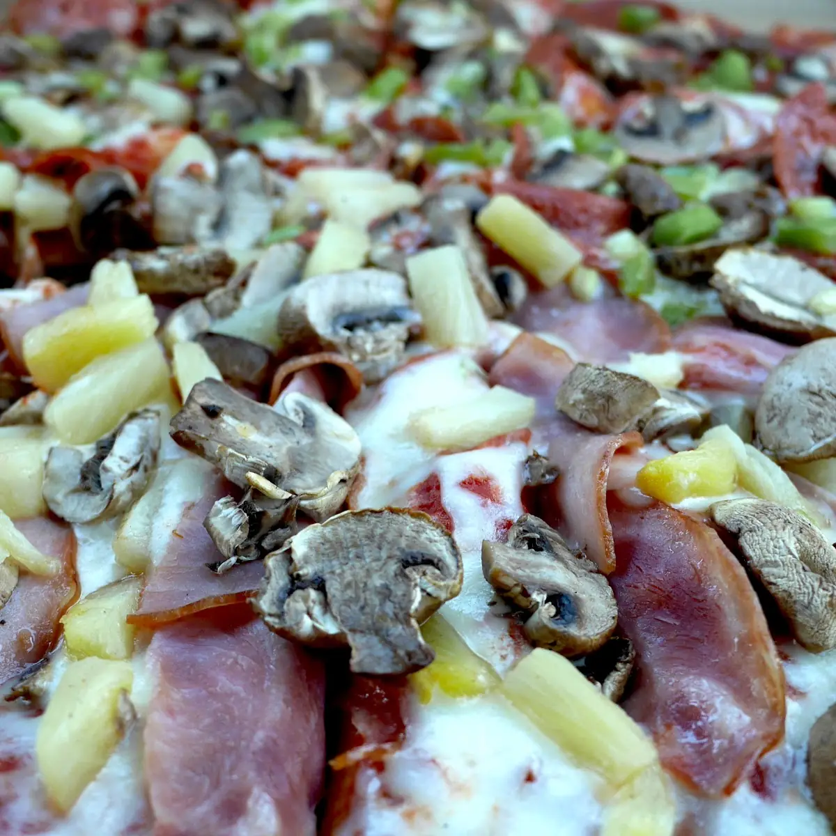 Hawaiian Pizza
