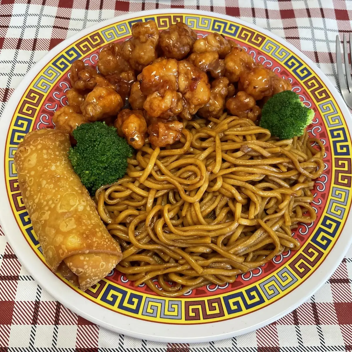 Sesame Chicken Lo Mein