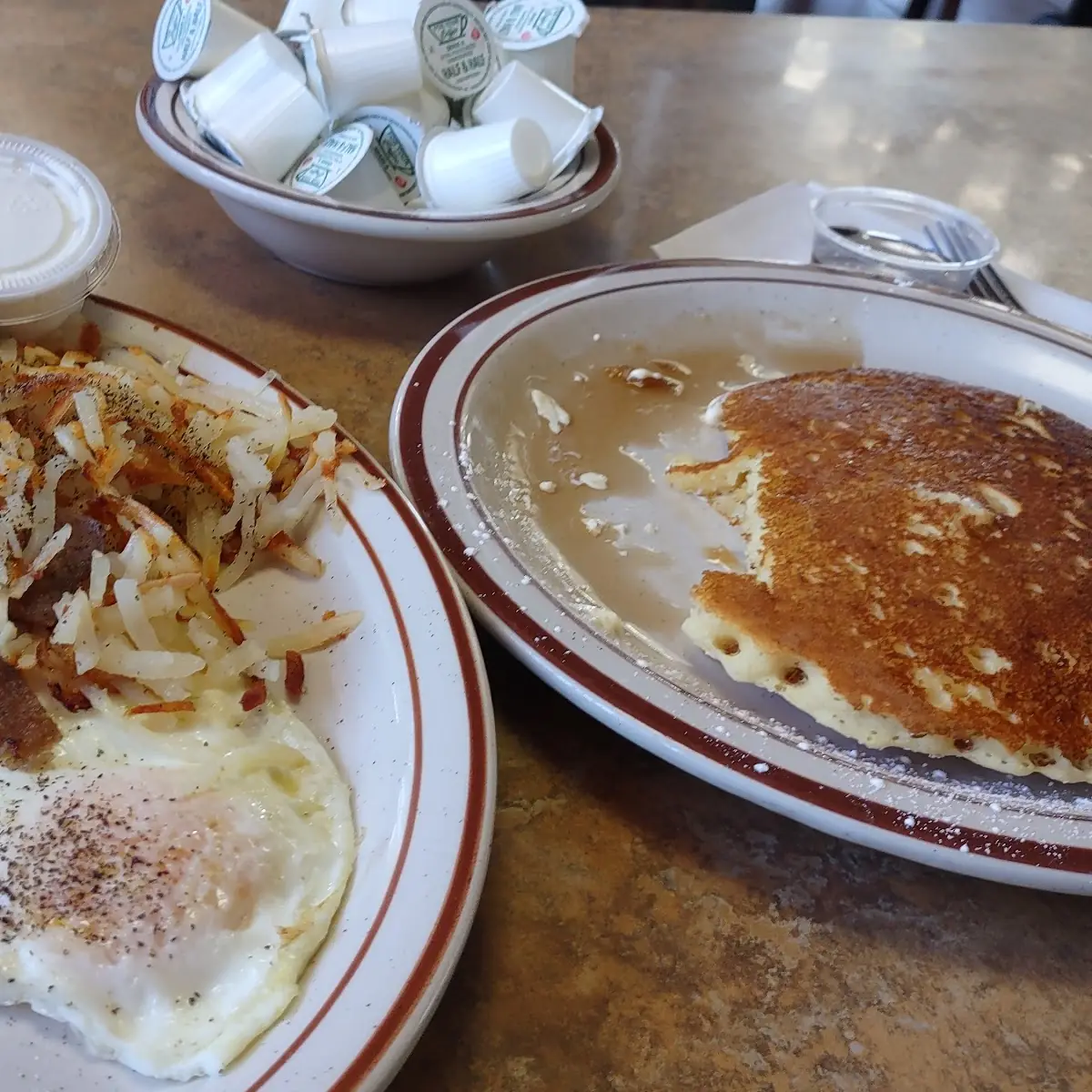 Gyro Platter with Pancakes and 3egg's