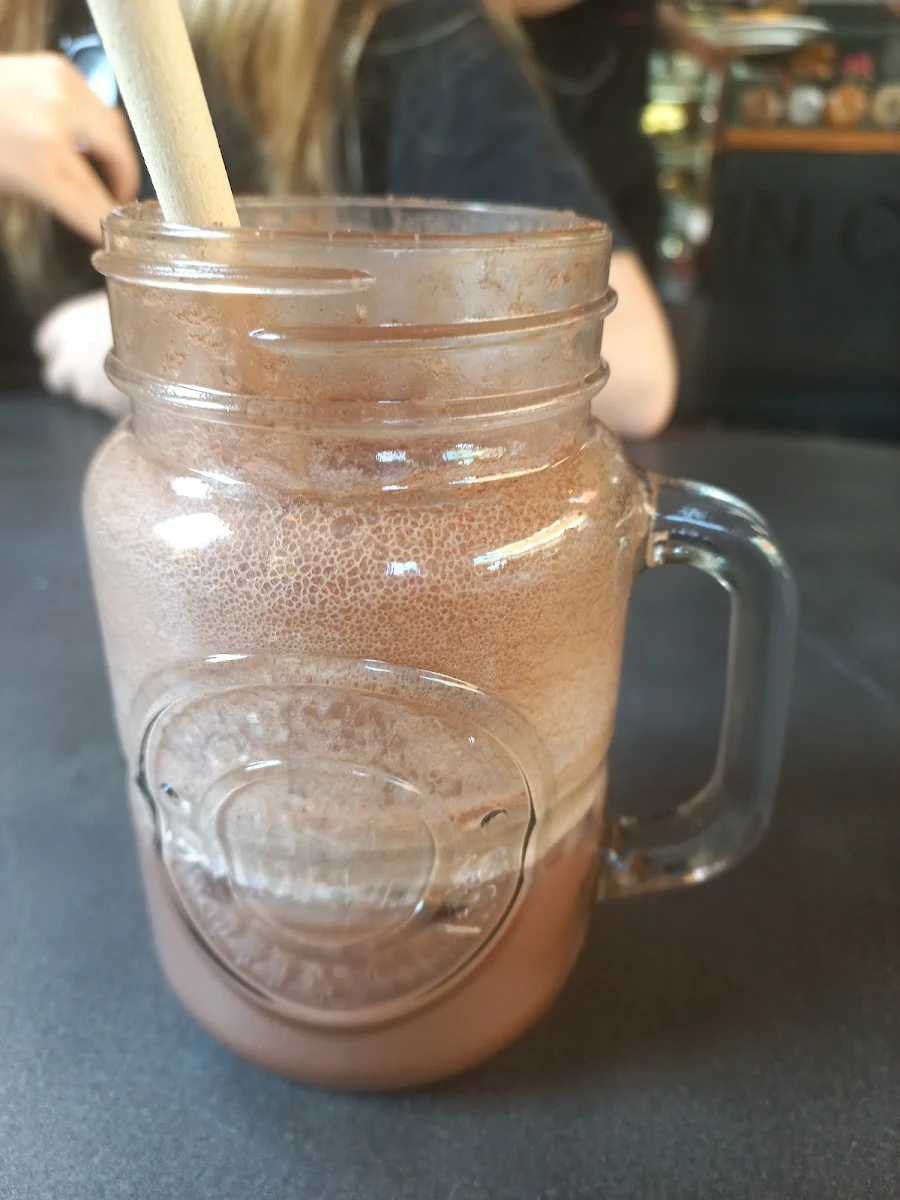 Iced Chicolate, Brix & Beans Coffee House