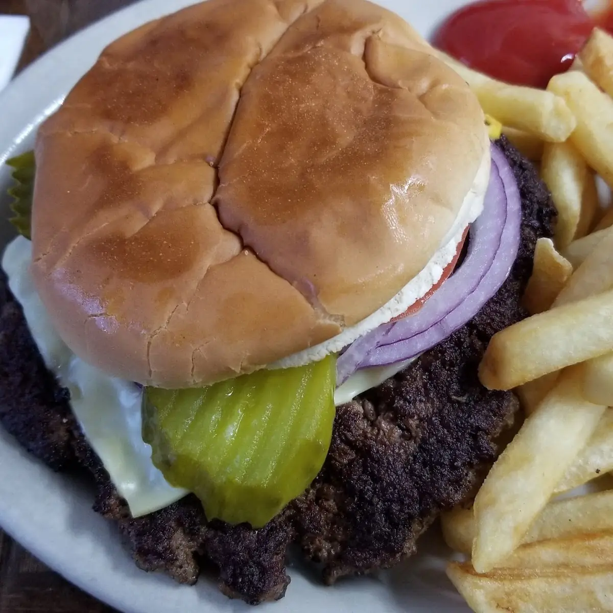 3 4 lbs Titan Burger