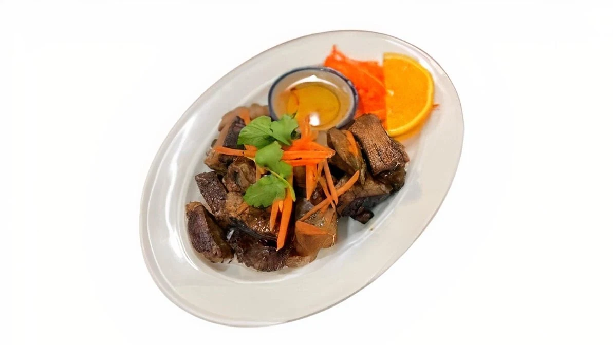 Highlights, Piyada Thai Macleod