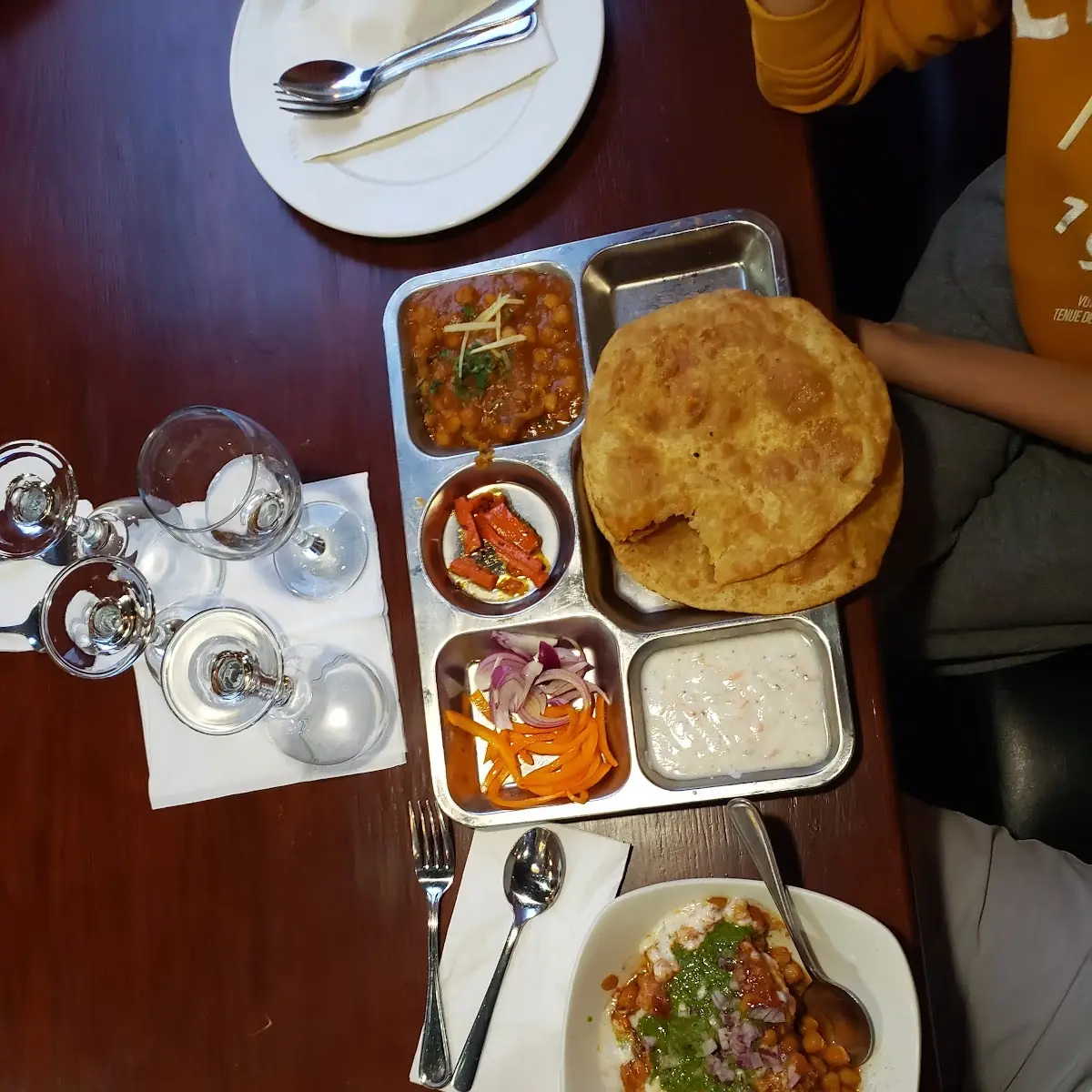 Chana Poori, Himalaya Indian Cuisine
