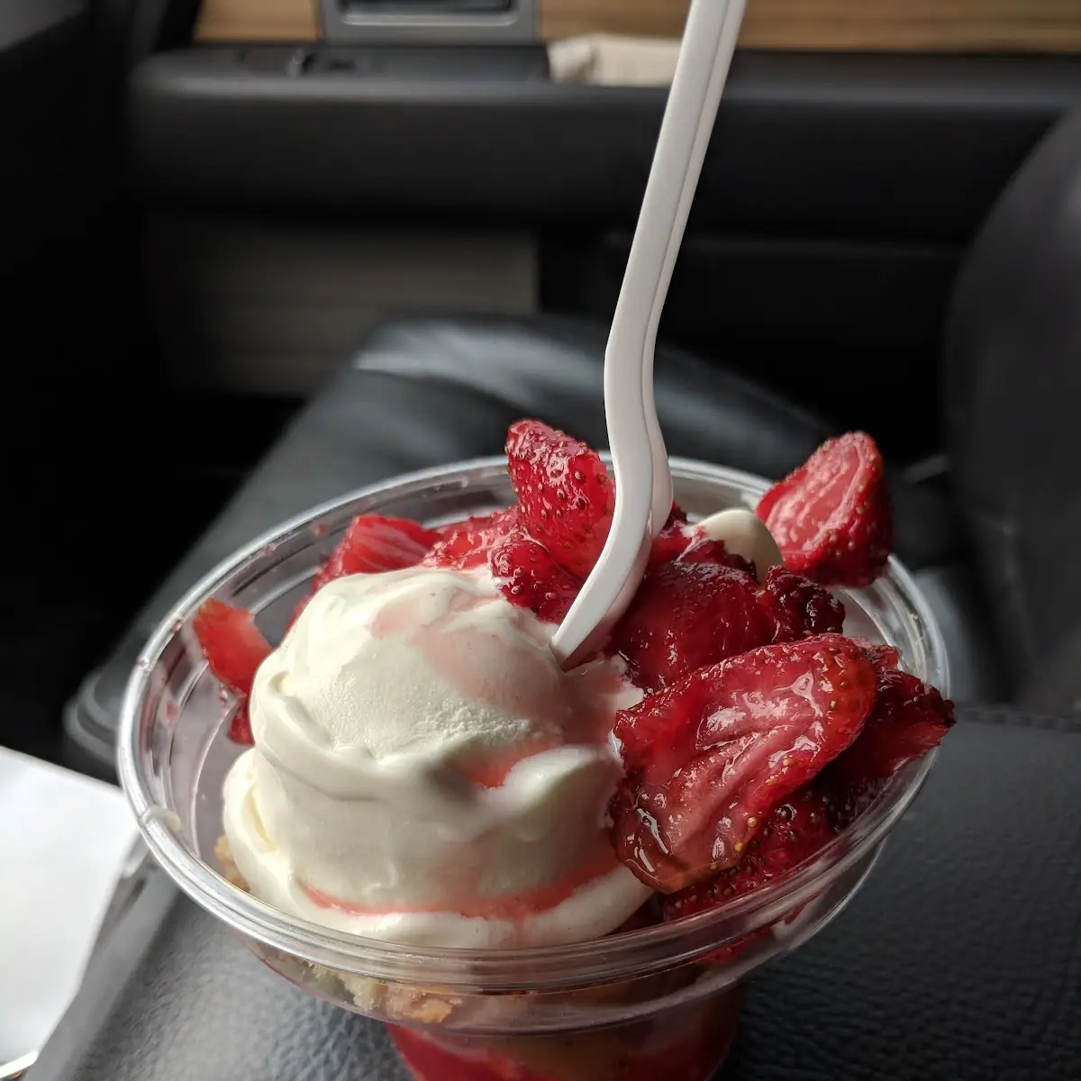 Strawberry Sundae
