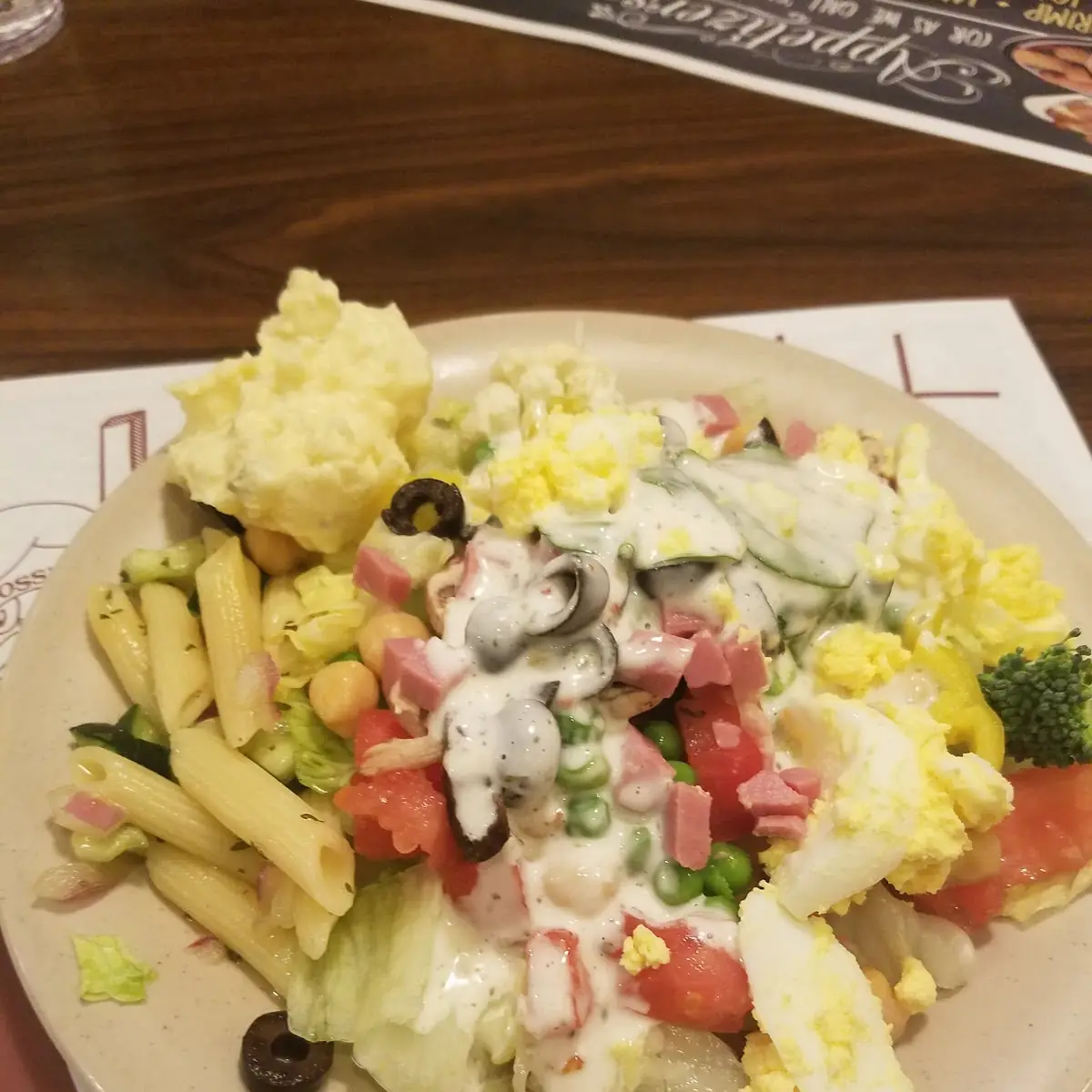 Nice Salad Bar