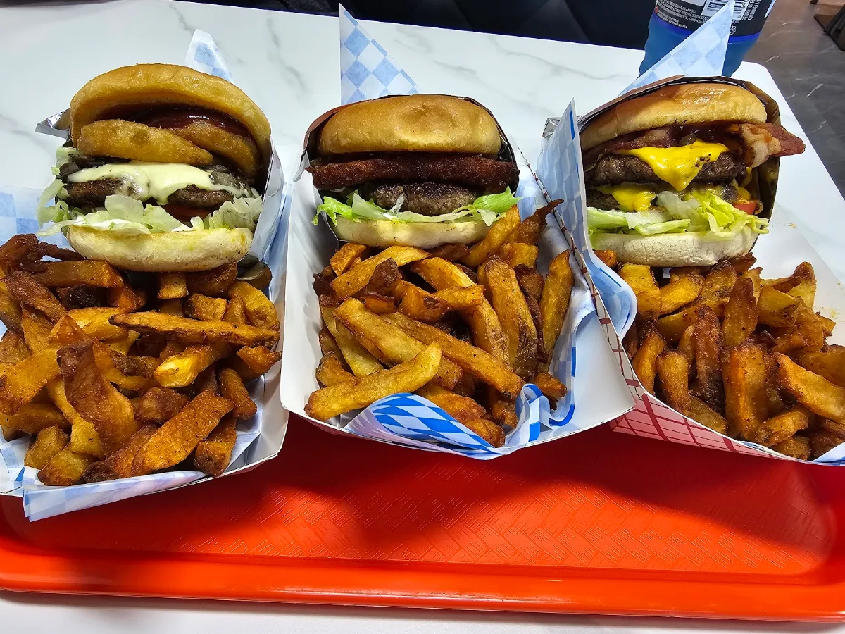 Highlights, All Out Burger (Barrhaven)