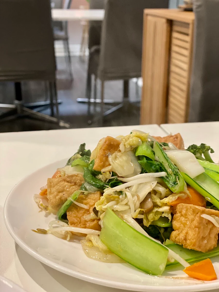 Highlights, Awesome Noodle Asian Cuisine