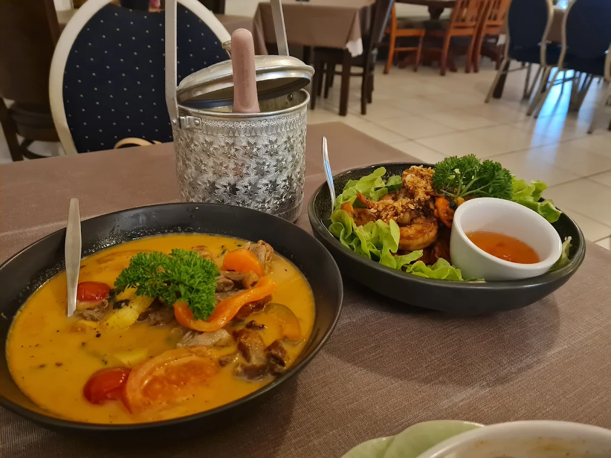 Red Duck Curry, Thai Tanee Yeppoon