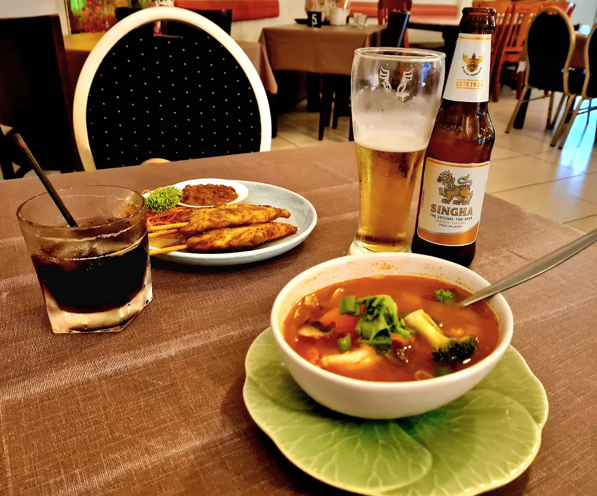 Tom Yum Goong, Thai Tanee Yeppoon