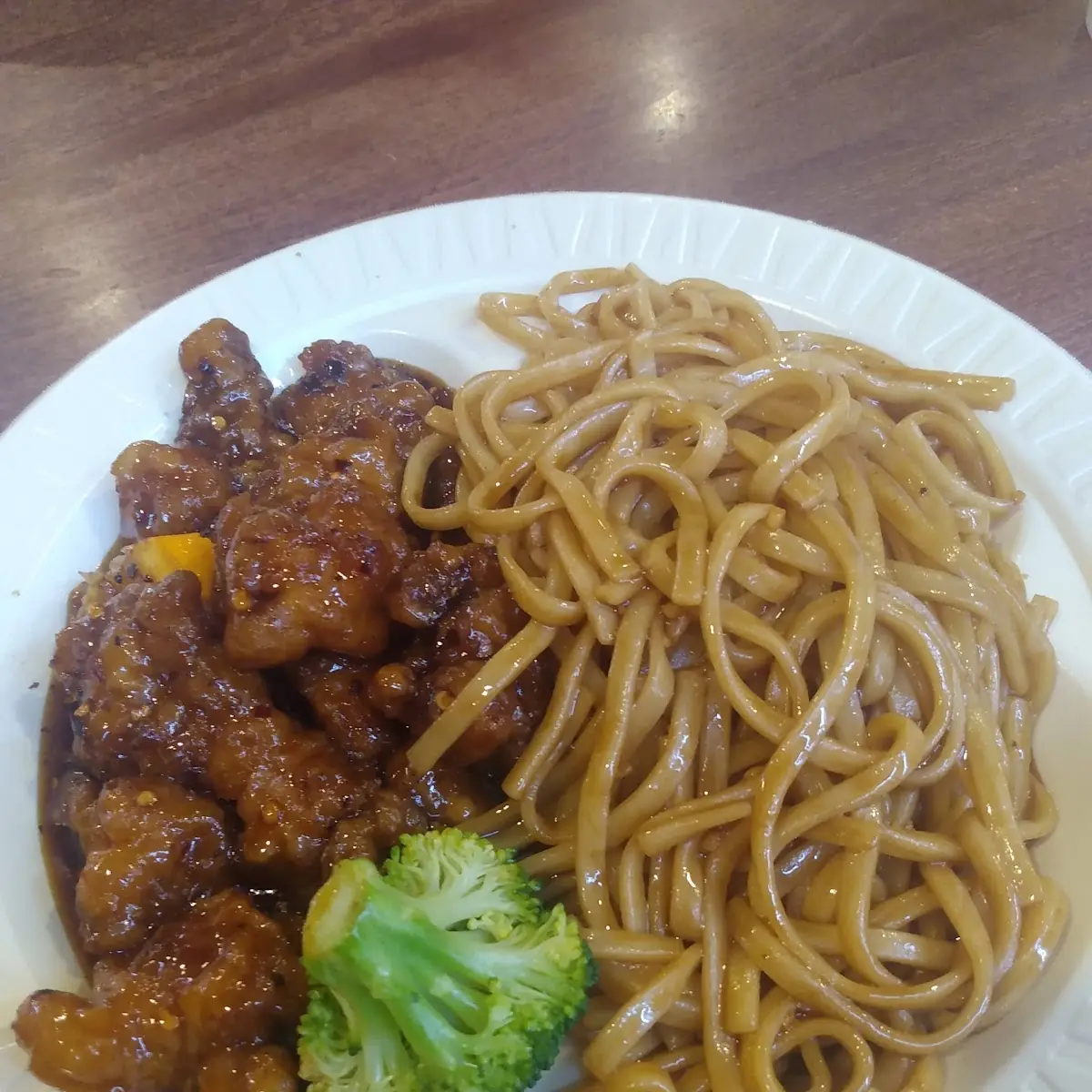 Lo Mein Orange Chicken