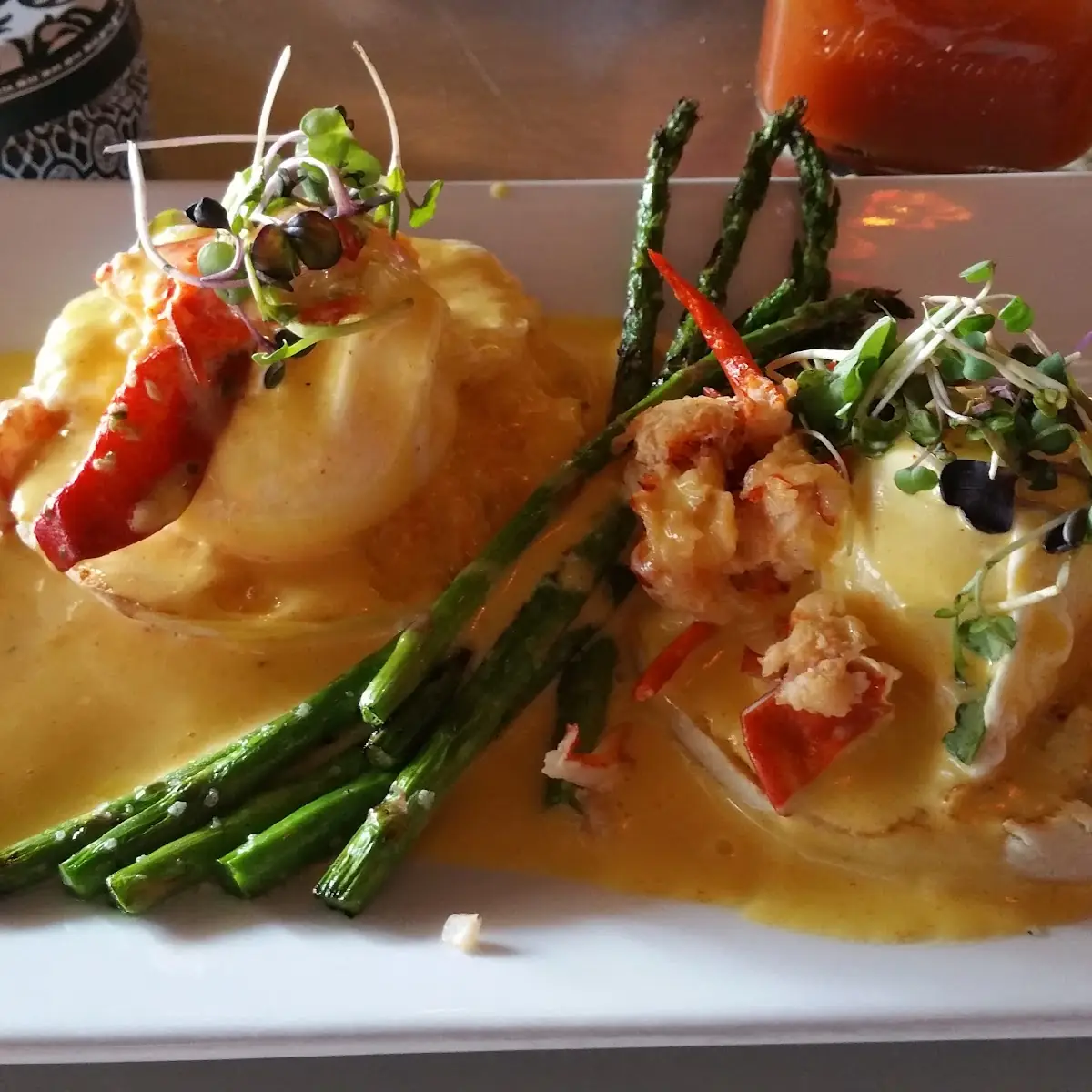 Eggs Benedict with Lobster