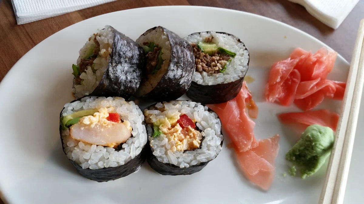 Prawn & Avocado, Sushi Factory