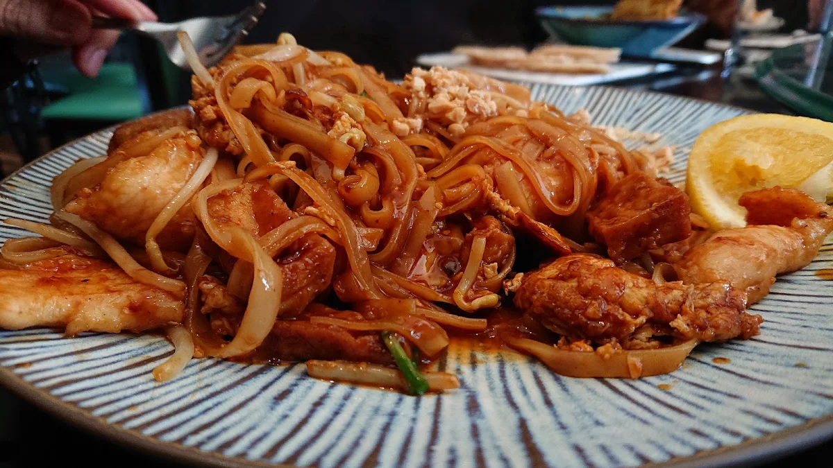 Pad Thai, Next D'Or Tapas & Bar