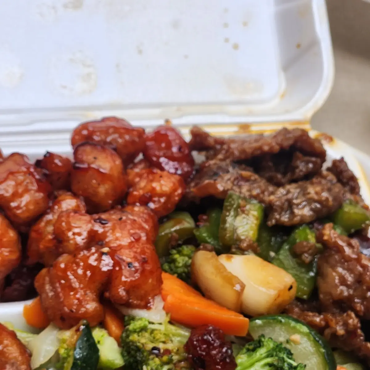 Kung Pao Beef with Broccoli and General TSO Chicken