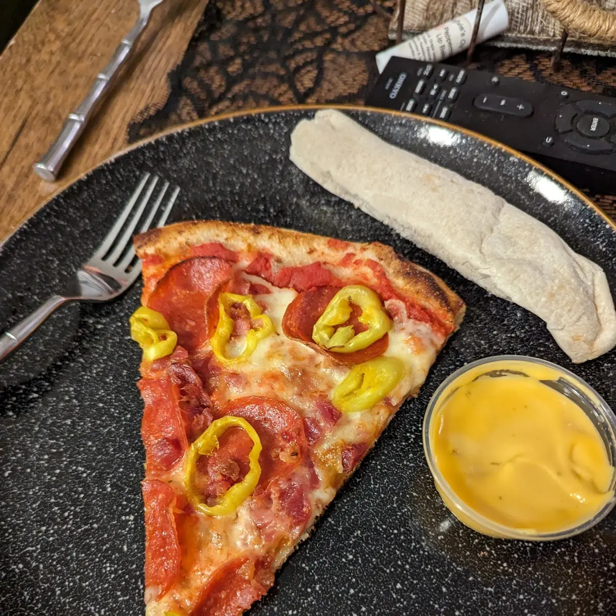 Hand Tossed Pepperoni Bacon Banana Peppers