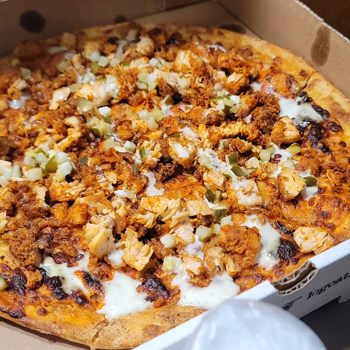 Hot Chicken Pizza