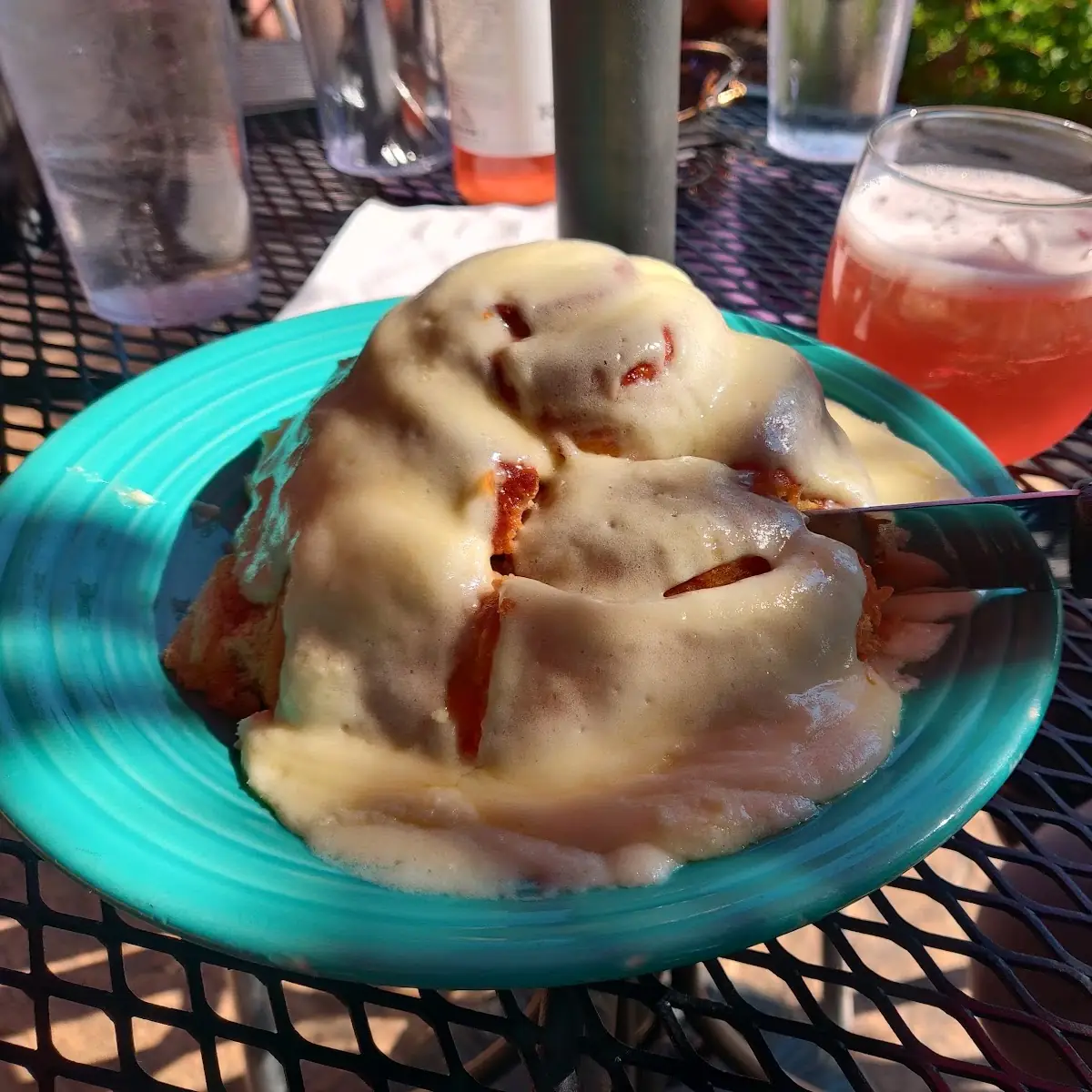 Cinnamon Roll and Strawberry Lemon Kombucha