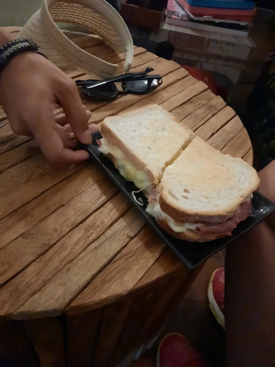 Rueben Sandwich, Hoi Polloi - Espresso Bar