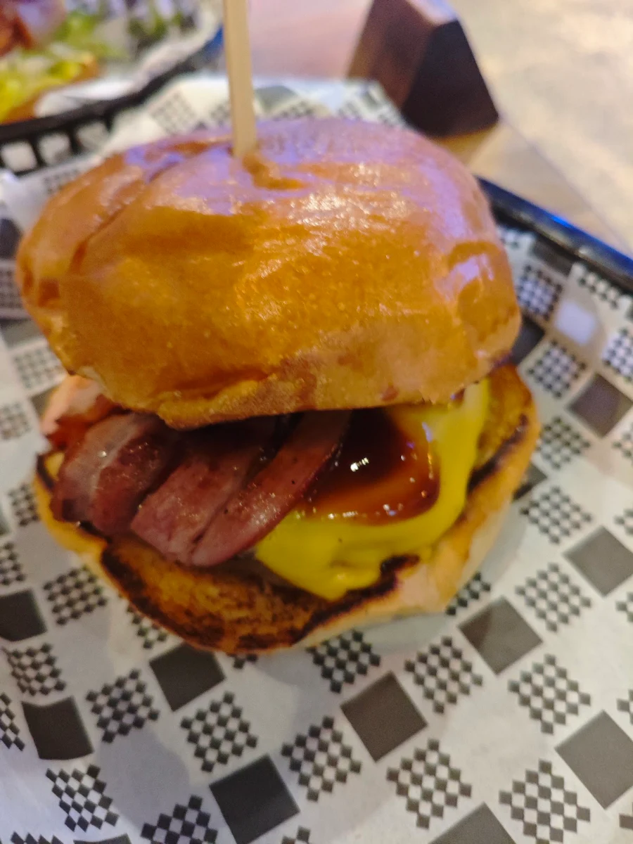 BBQ Bacon Cheese Burger