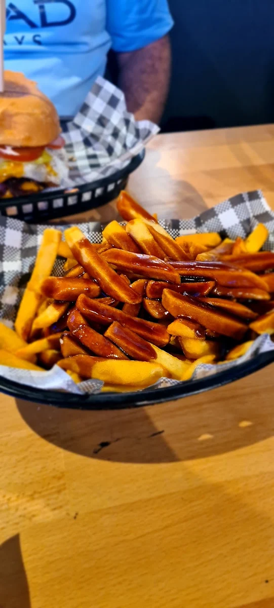 Chips & Gravy
