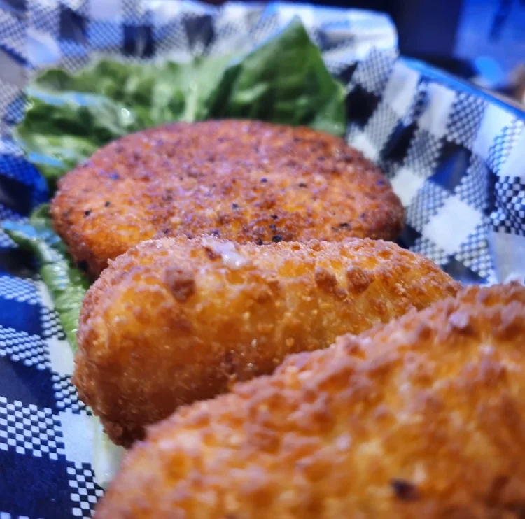 Mac & Cheese Croquettes