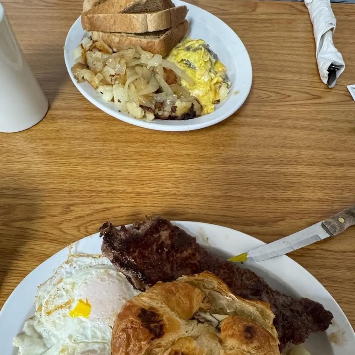 Corned Beef Hash & Cheese Omelette