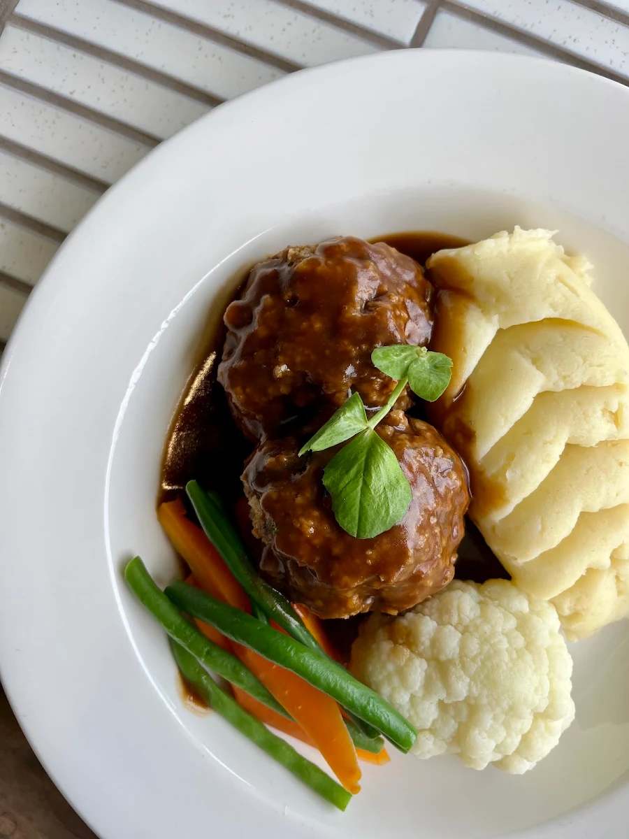 Beef Rissoles, Ollieo Restaurant