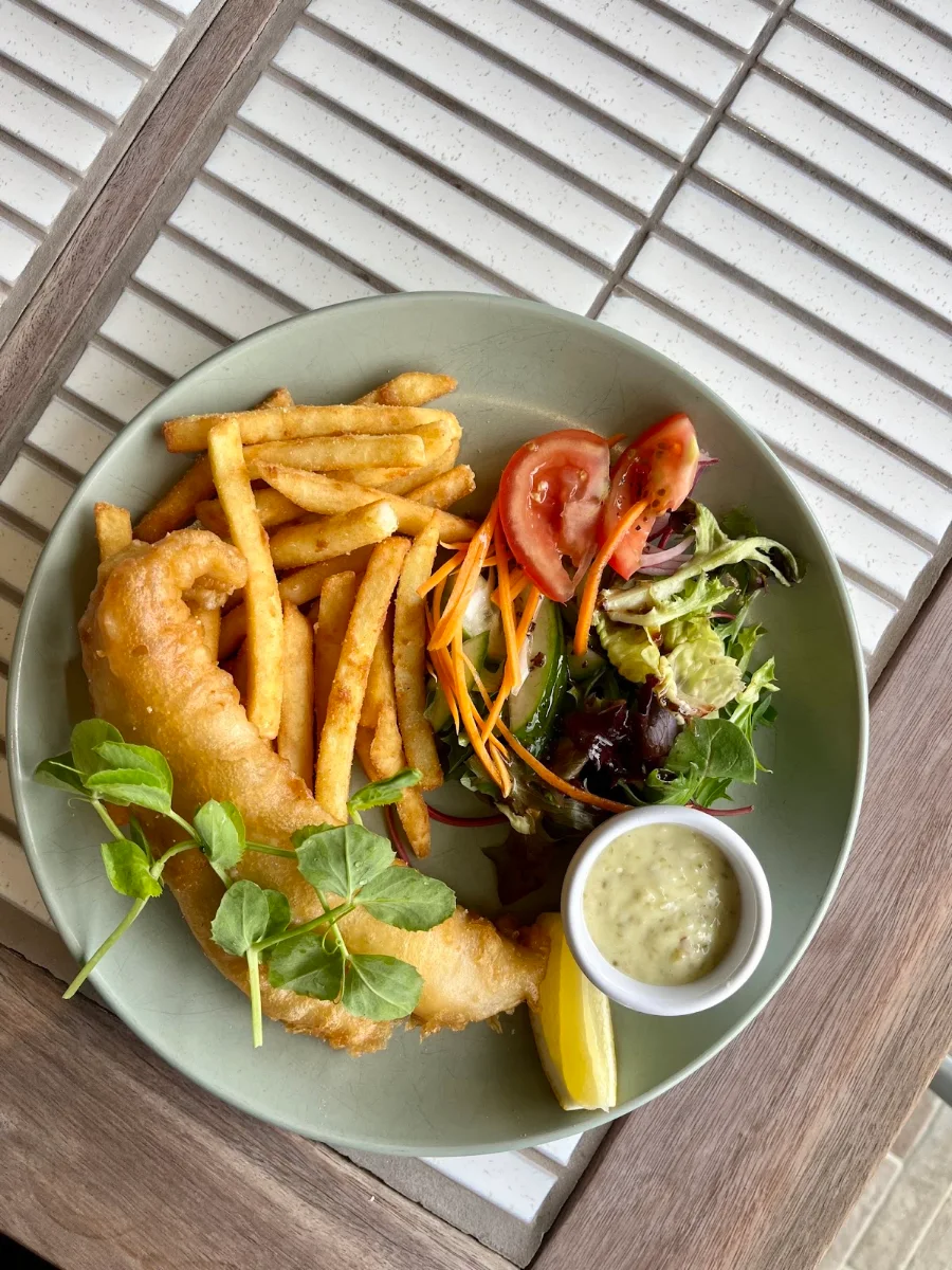 Fish & Chips with Tomato or BBQ Sauce, Ollieo Restaurant