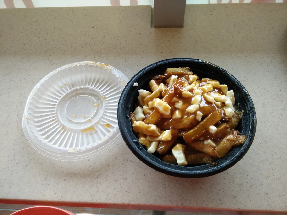 Breakfast Poutine, Restaurants Pataterie La Belle Province