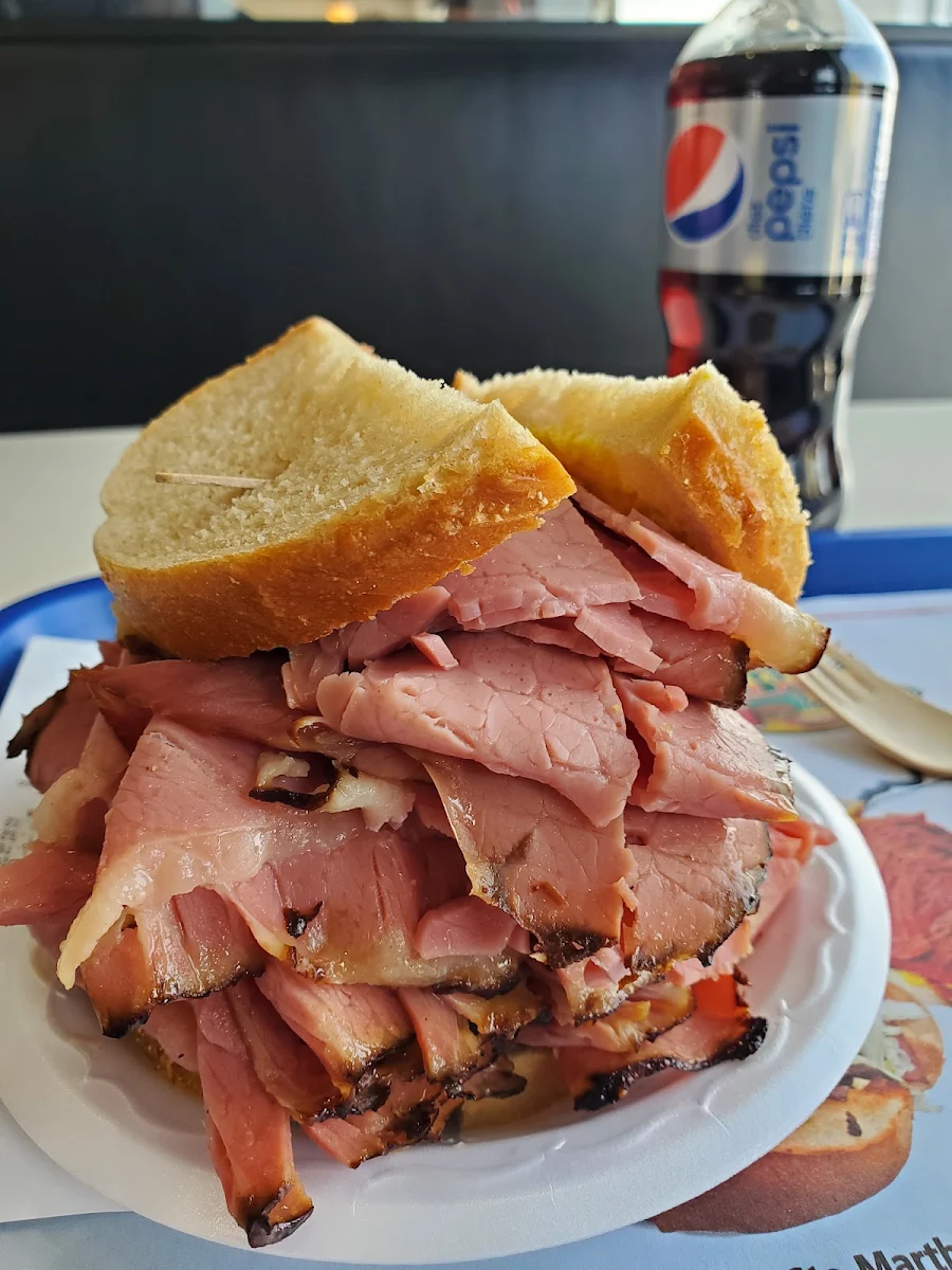 Highlights, Restaurants Pataterie La Belle Province