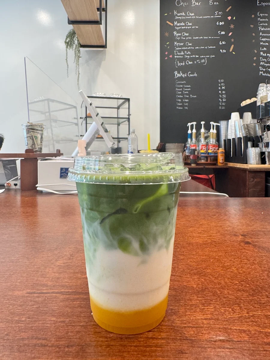 Iced Matcha Mango Latte
