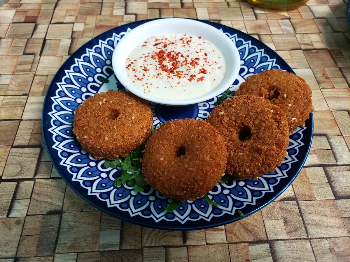 Falafel, Kamoun Restaurant مطعم كمون لافال (حلال)