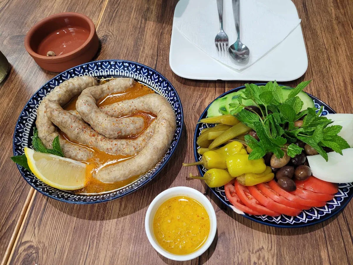 Fawaregh, Kamoun Restaurant مطعم كمون لافال (حلال)